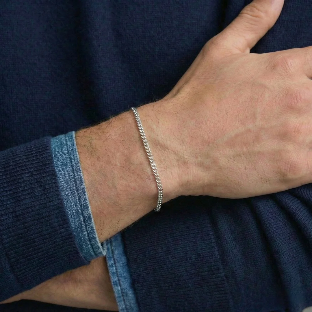 Connell Bracelet (Silver) 2mm - stainless steel men's bracelet, lifestyle photo