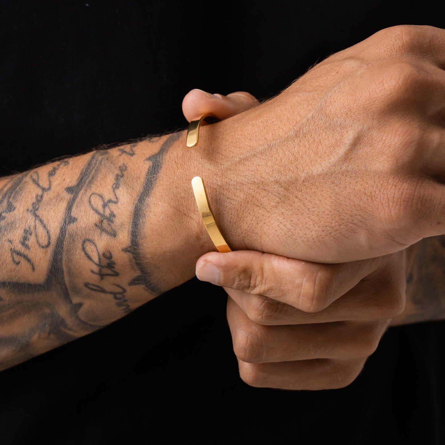 Cuff Bracelet (Gold) 4mm