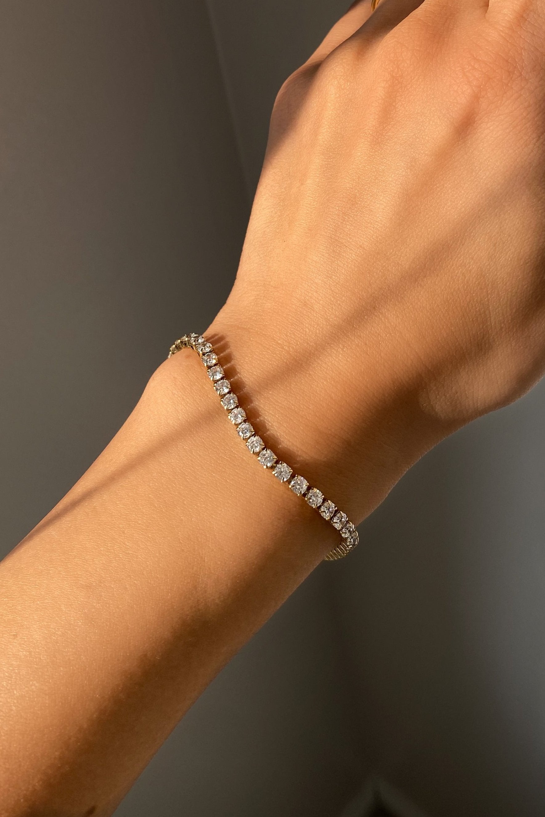 Ladies Diamond Bracelet, Front Side